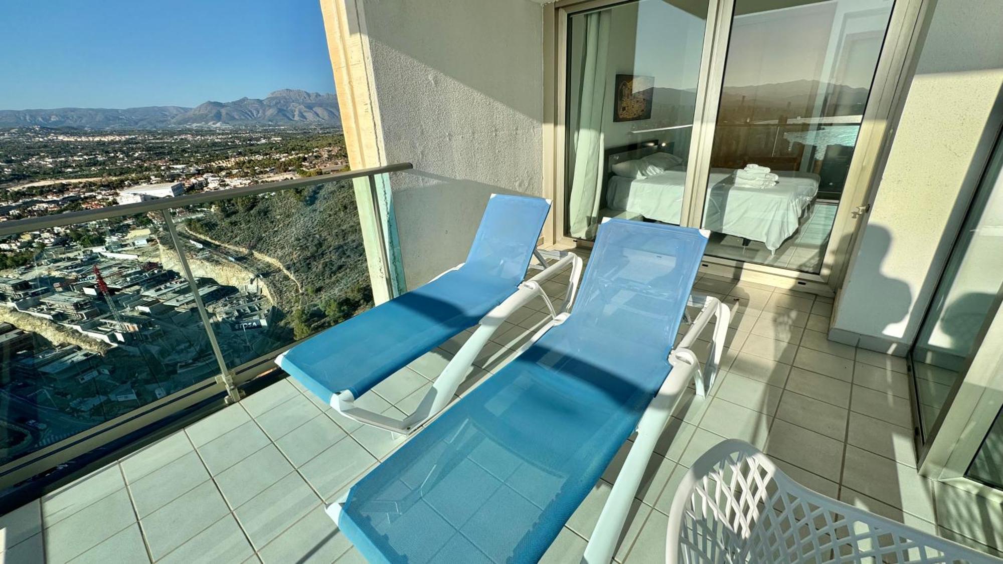 Highrise Apartment With Stunning Views From Private Balcony 85 Бенідорм Екстер'єр фото